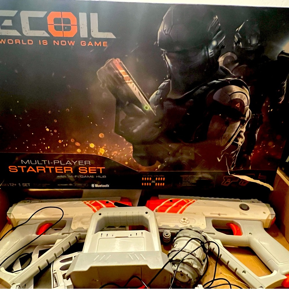 Recoil 01759 Laser Tag Starter Set GPS Enabled Multi-player Smartphone Game